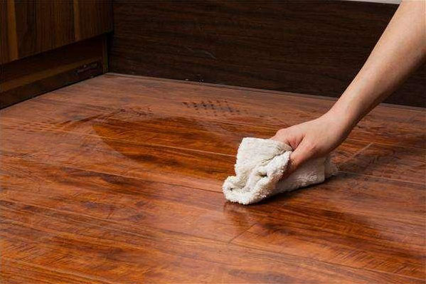 实木地板保养